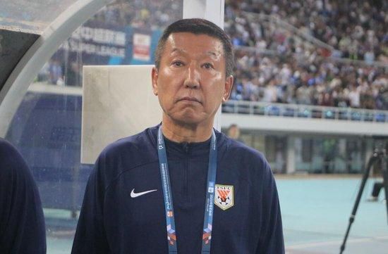 日冠《八佰》排片占比较前一日小幅上涨，超过50%，单日票房收8163万，累计票房成功突破20亿。